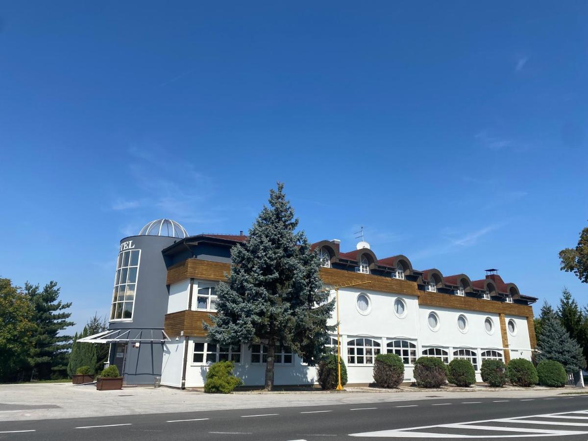 Hotel Lagus Gornji Kneginec Екстер'єр фото